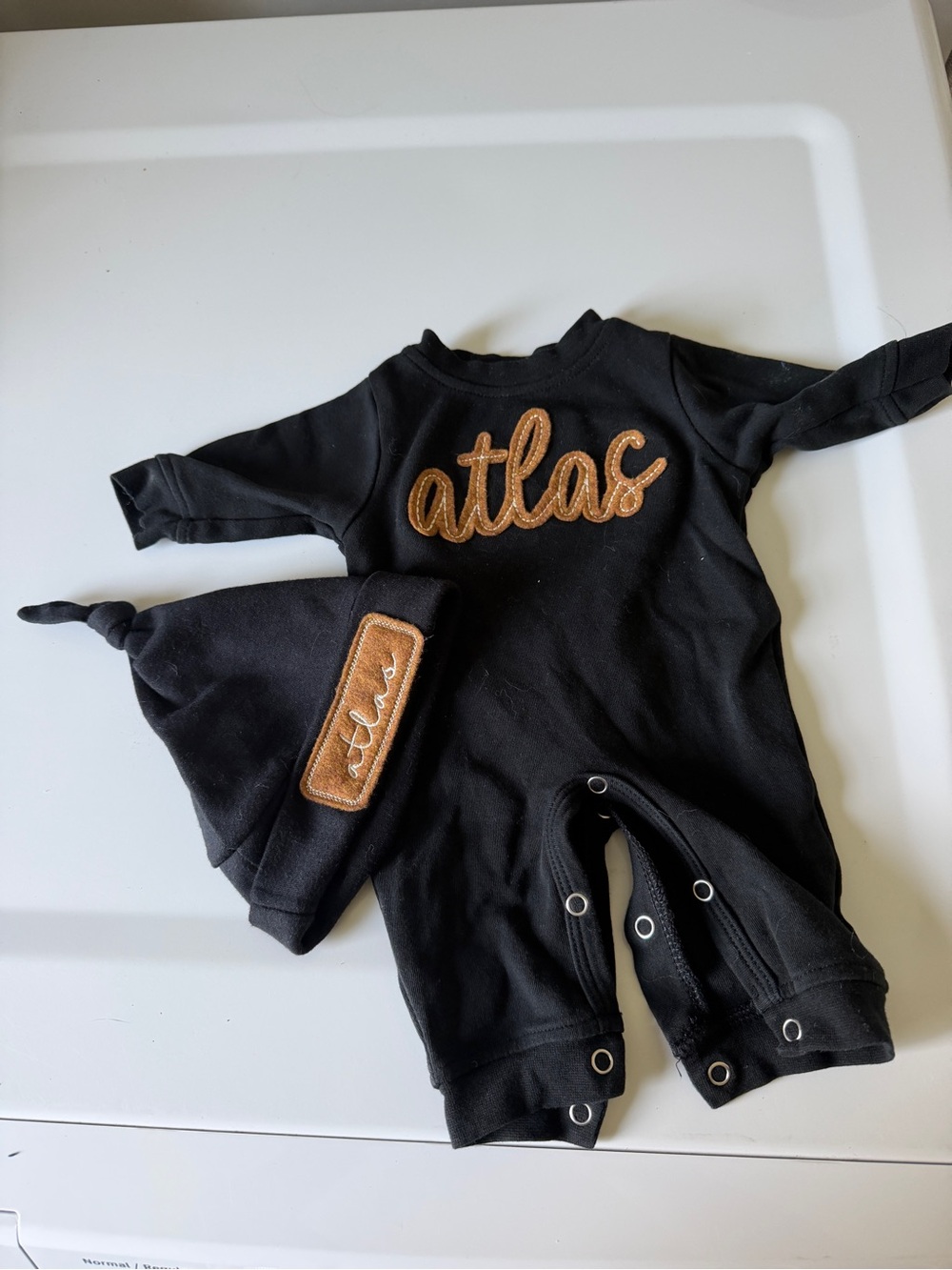 Newborn Hospital onesie and hat“Atlas” Black Brown